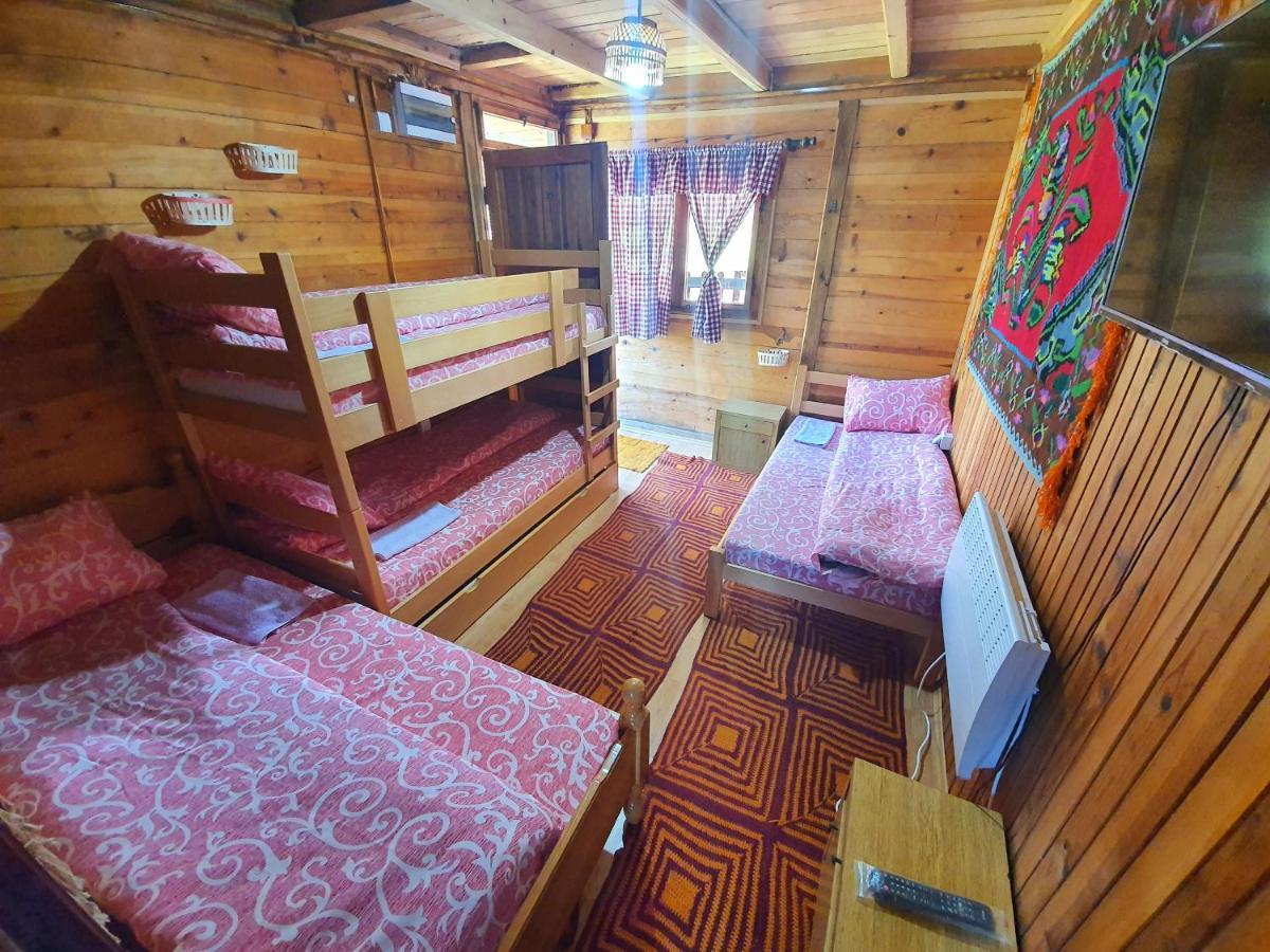 Log Cabin Uvac Nova Varoš Exteriör bild