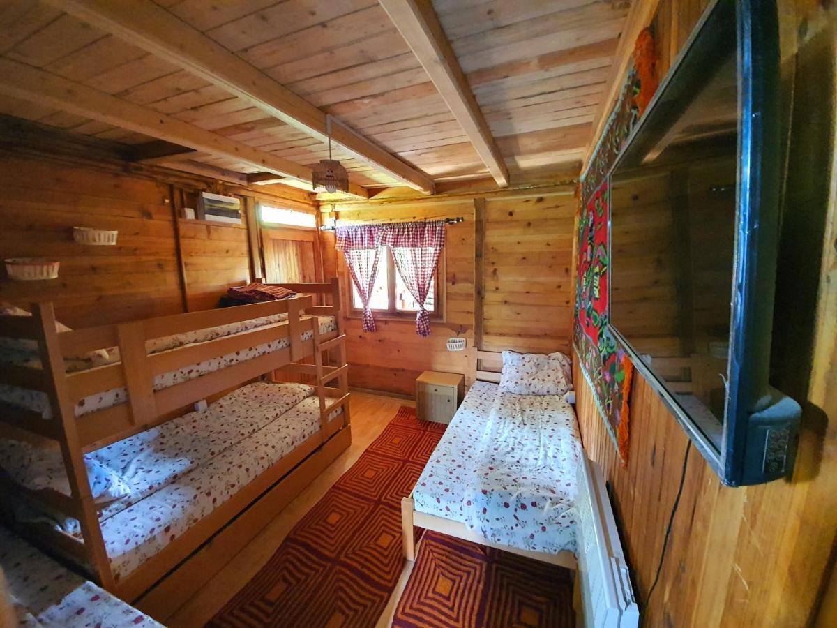 Log Cabin Uvac Nova Varoš Exteriör bild